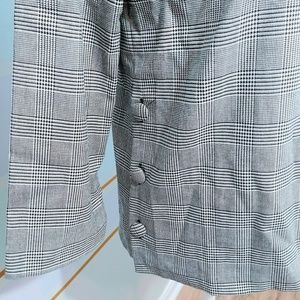 Zara Tops - Zara 3/4 sleeve plaid top sz XS Zara Tops - Zara 3/4 sleeve plaid top sz XS